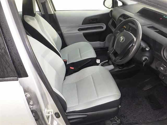 TOYOTA AQUA 2012