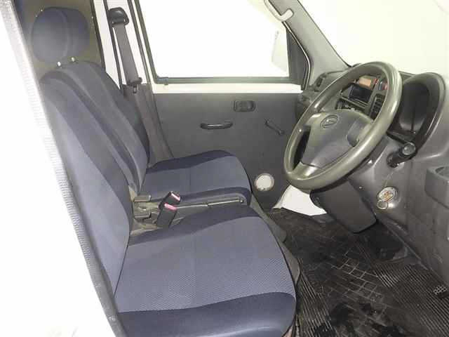DAIHATSU HIJET VAN 2010