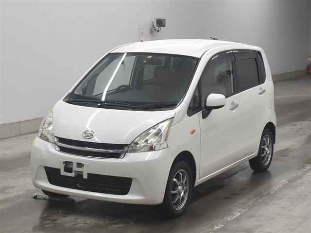 DAIHATSU MOVE 2011
