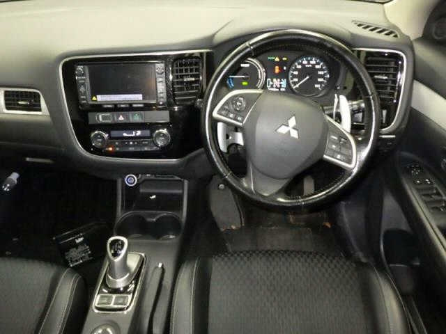 MITSUBISHI OUTLANDER PHEV 2014