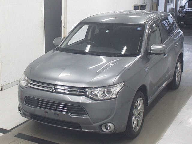 MITSUBISHI OUTLANDER PHEV 2013