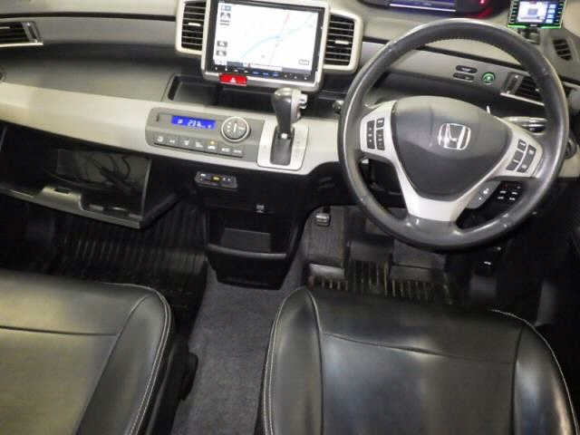 HONDA FREED 2015