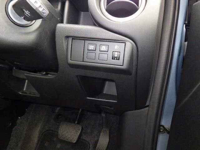 MAZDA DEMIO 2011