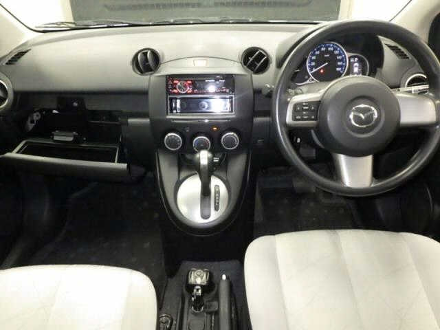 MAZDA DEMIO 2011