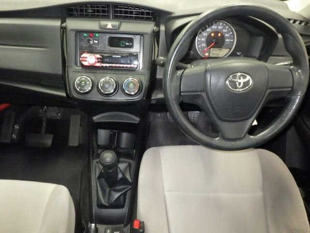 TOYOTA COROLLA AXIO 2016