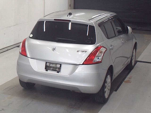 SUZUKI SWIFT 2010