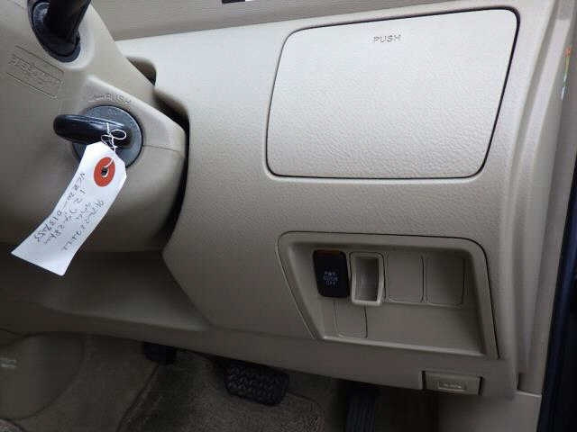 TOYOTA RAUM 2010