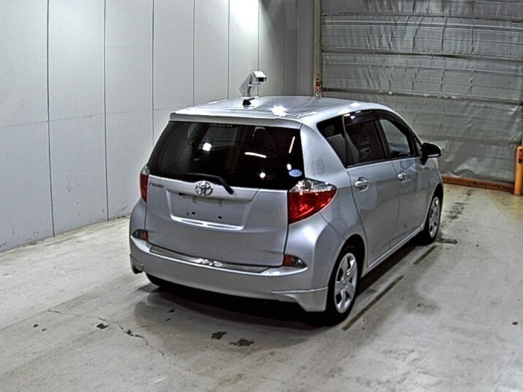 TOYOTA RACTIS 2013