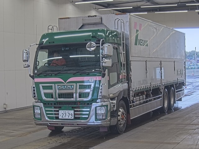 ISUZU GIGA 2013