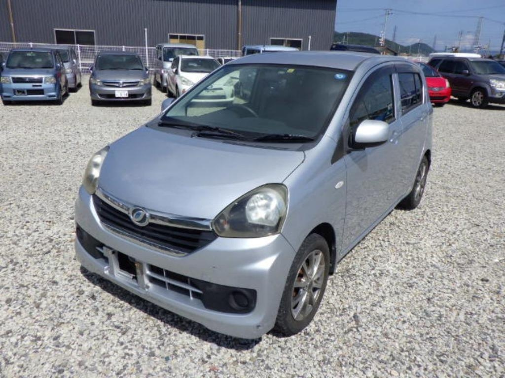 DAIHATSU MIRA E S 2013
