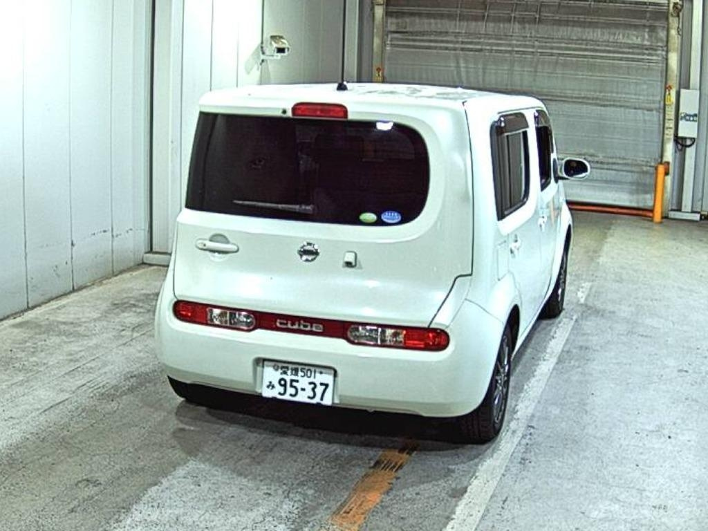 NISSAN CUBE 2010