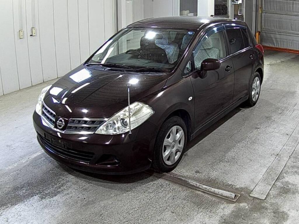 NISSAN TIIDA 2012