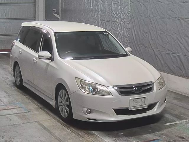 SUBARU EXIGA 2009