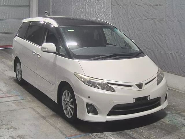 TOYOTA ESTIMA 2012