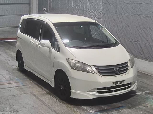 HONDA FREED 2009