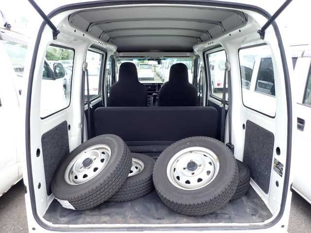 DAIHATSU HIJET VAN 2020