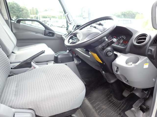 HINO DUTRO 2019
