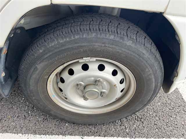 MITSUBISHI MINICAB VAN 2011