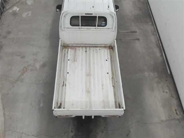 NISSAN CLIPPER TRUCK 2010