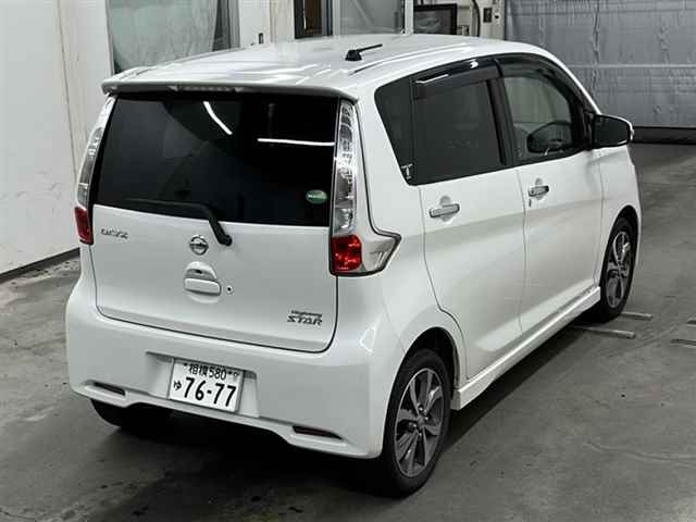 NISSAN DAYZ 2013