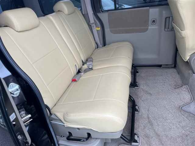 DAIHATSU ATRAI WAGON 2010
