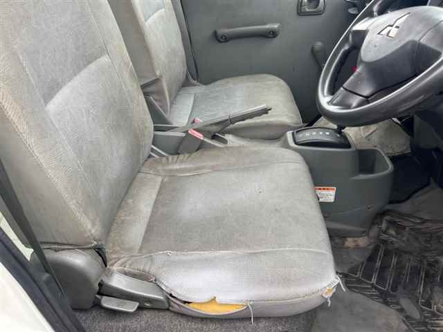 MITSUBISHI MINICAB TRUCK 2012