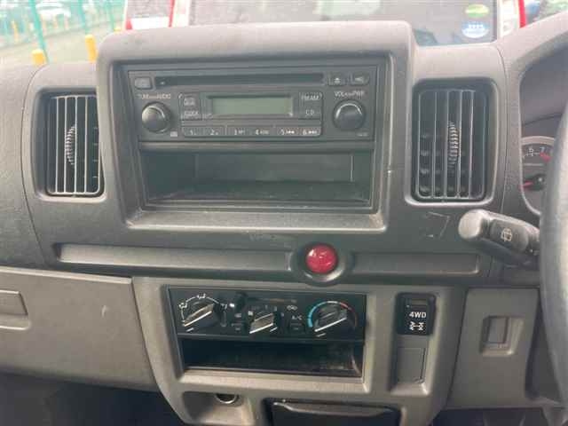 MITSUBISHI MINICAB VAN 2012