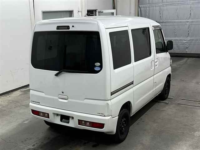 MITSUBISHI MINICAB VAN 2012
