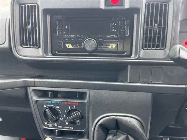 DAIHATSU HIJET VAN 2019