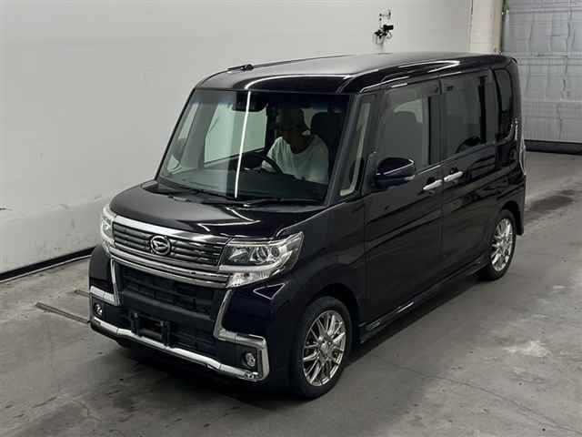 DAIHATSU TANTO 2018