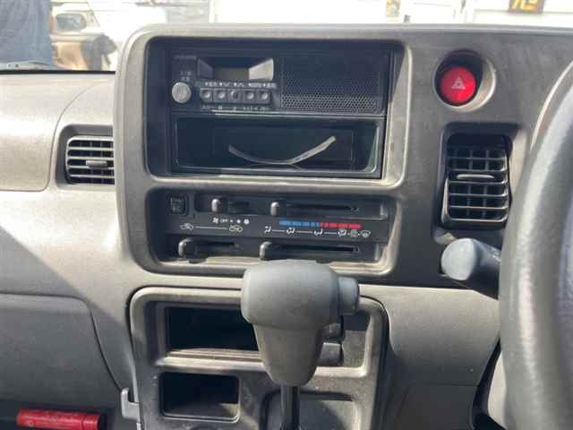 DAIHATSU HIJET VAN 2008