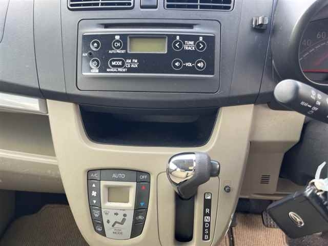 DAIHATSU MOVE 2013