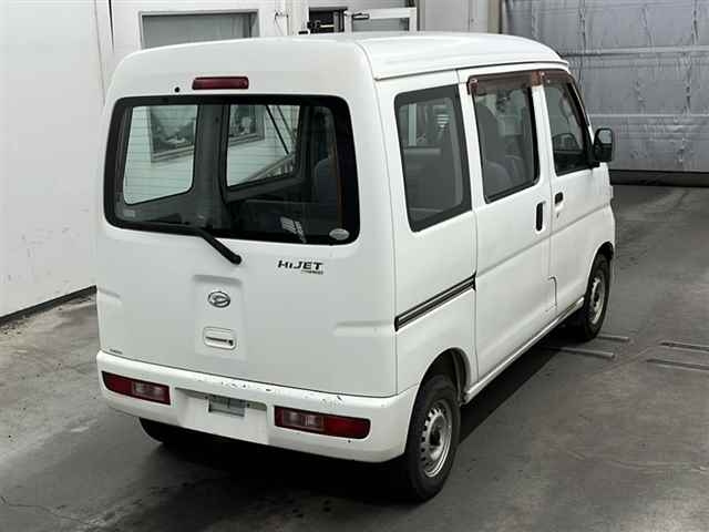 DAIHATSU HIJET VAN 2011