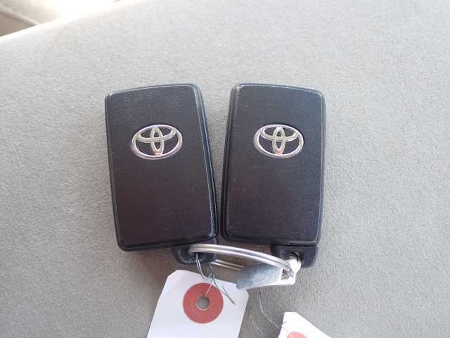 TOYOTA ESTIMA HYBRID 2011