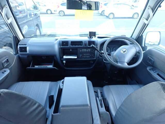 MAZDA BONGO VAN 2013