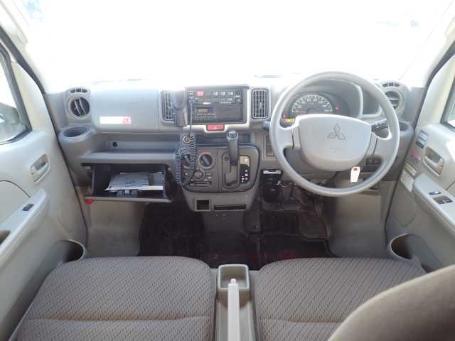 MITSUBISHI MINICAB VAN 2017