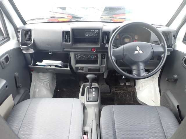 MITSUBISHI MINICAB MIEV 2015