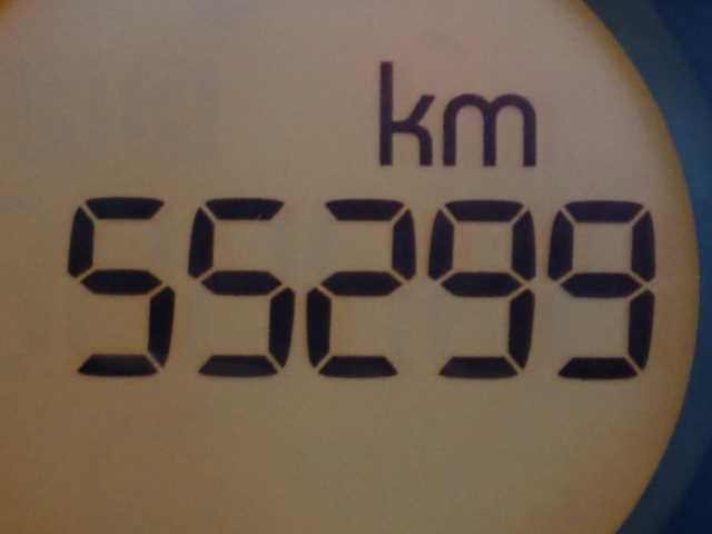 MITSUBISHI MINICAB MIEV 2015