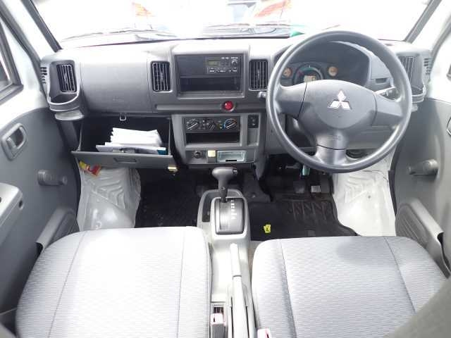 MITSUBISHI MINICAB MIEV 2015