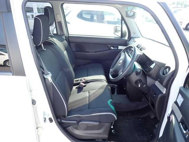 TOYOTA PIXIS SPACE 2014