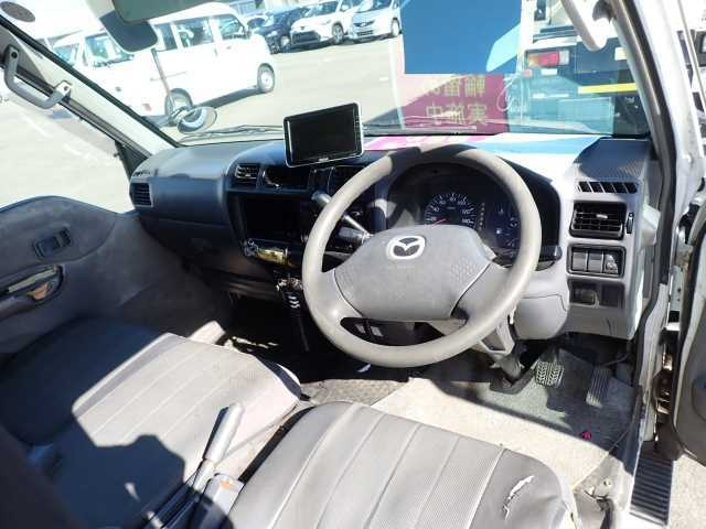 MAZDA BONGO 2009