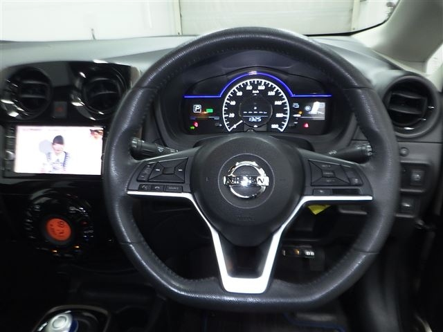 NISSAN NOTE 2019