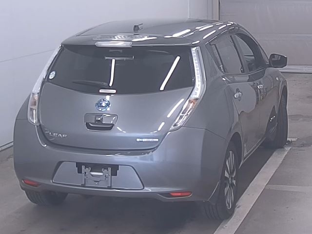 NISSAN LEAF 2016