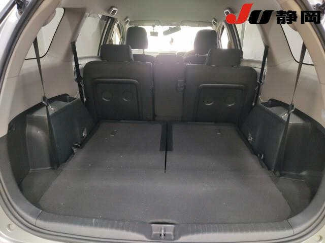 TOYOTA WISH 2011