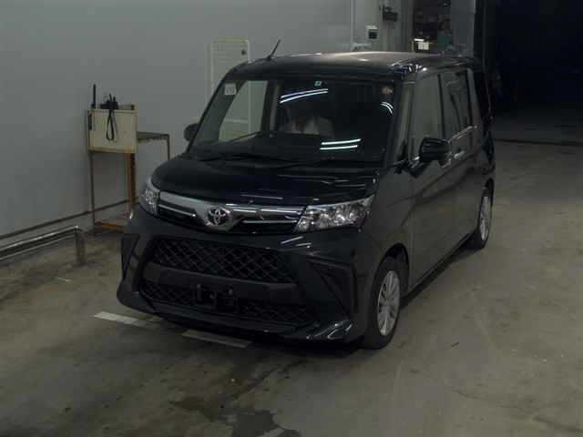 TOYOTA ROOMY 2022