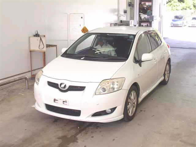 TOYOTA AURIS 2009