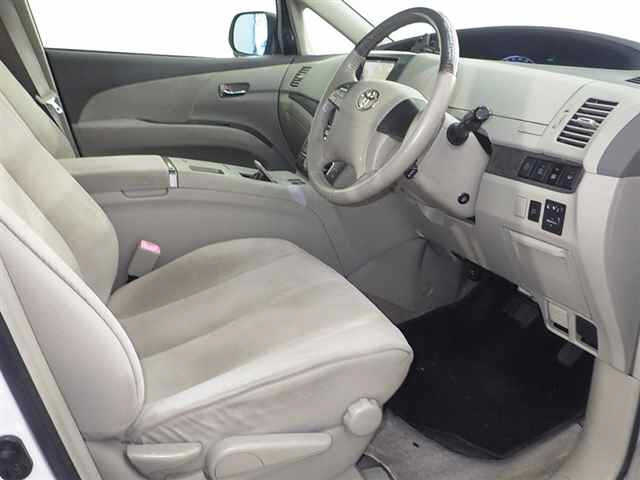 TOYOTA ESTIMA HYBRID 2010