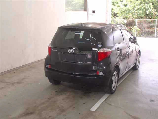 TOYOTA RACTIS 2011