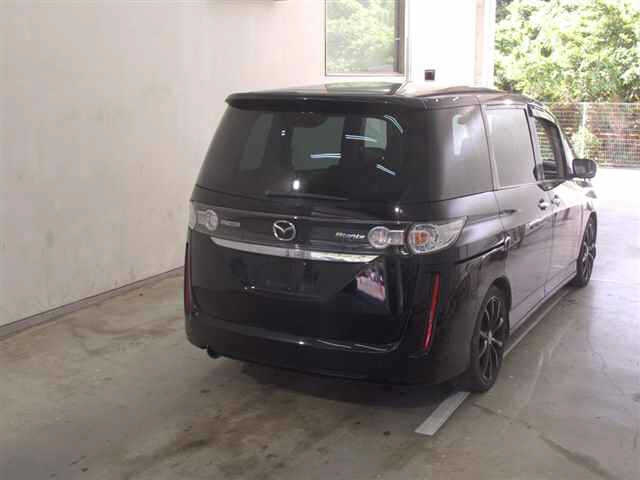 MAZDA BIANTE 2010