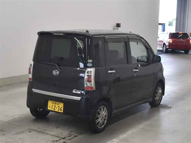 DAIHATSU TANTO EXE 2010
